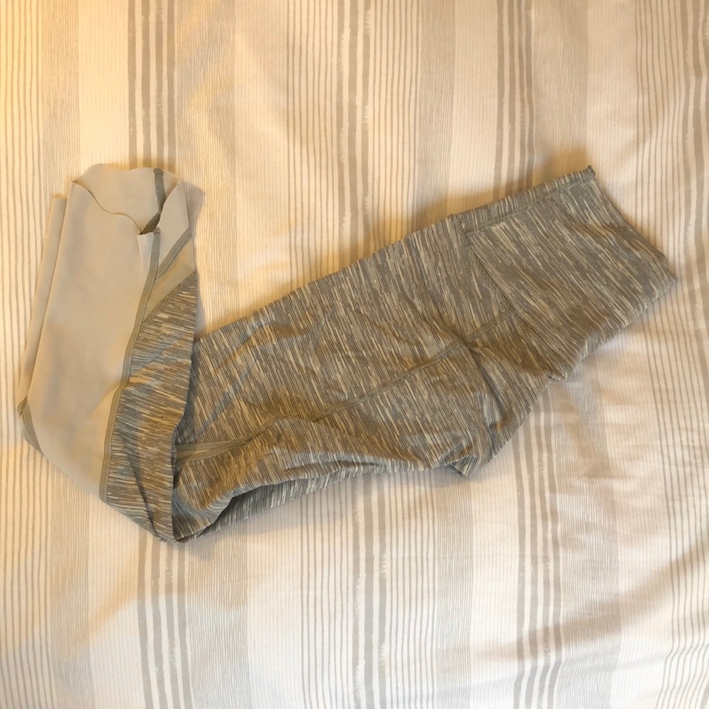 Wunder Under Scalloped Tights